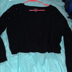 Cropped sweater